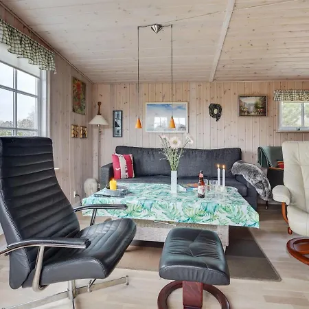 Haidi - 300m From The Sea In Ne Jutland By Interhome Holiday home Hals