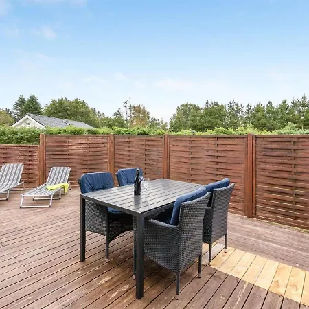 Holiday home Haidi - 300m From The Sea In Ne Jutland By Interhome *