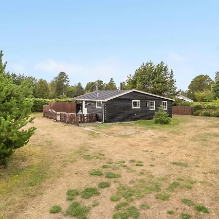 Holiday home Haidi - 300m From The Sea In Ne Jutland By Interhome