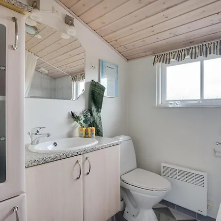 Dom wakacyjny Haidi - 300m From The Sea By Interhome