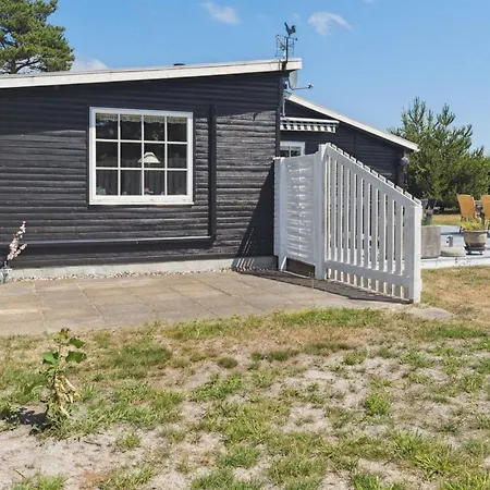 Haidi - 300m From The Sea By Interhome Hals