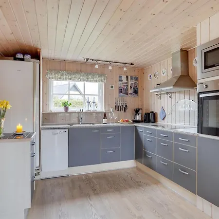 Casa de Férias Haidi - 300m From The Sea By Interhome Hals